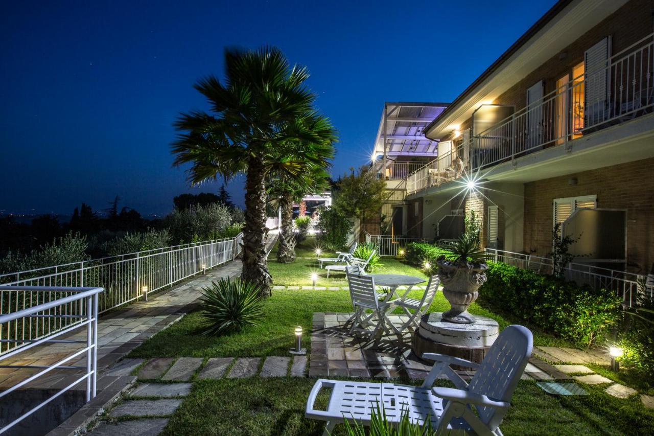 Holiday Residence Belohorizonte 마체라타 외부 사진